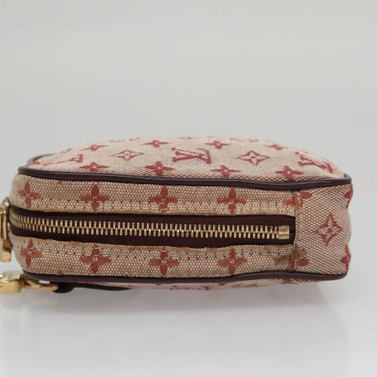 Louis Vuitton Pouch