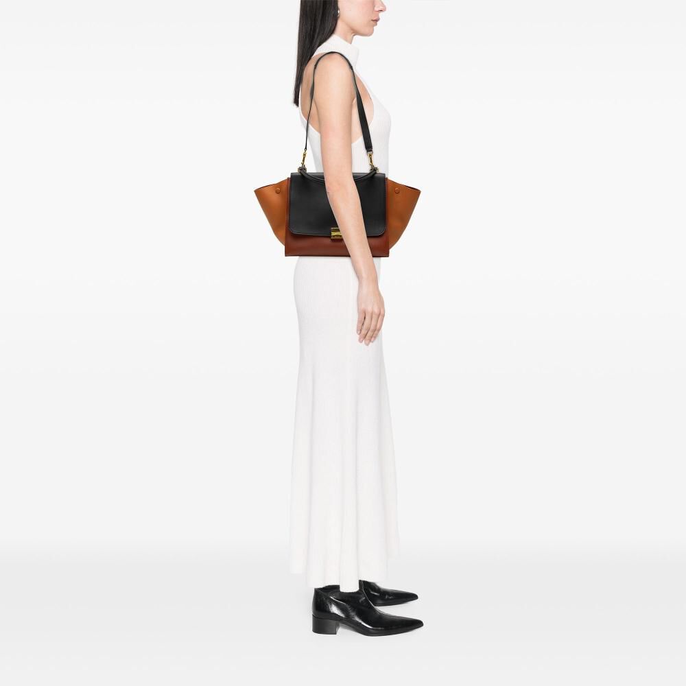 C&eacute;line Trapeze