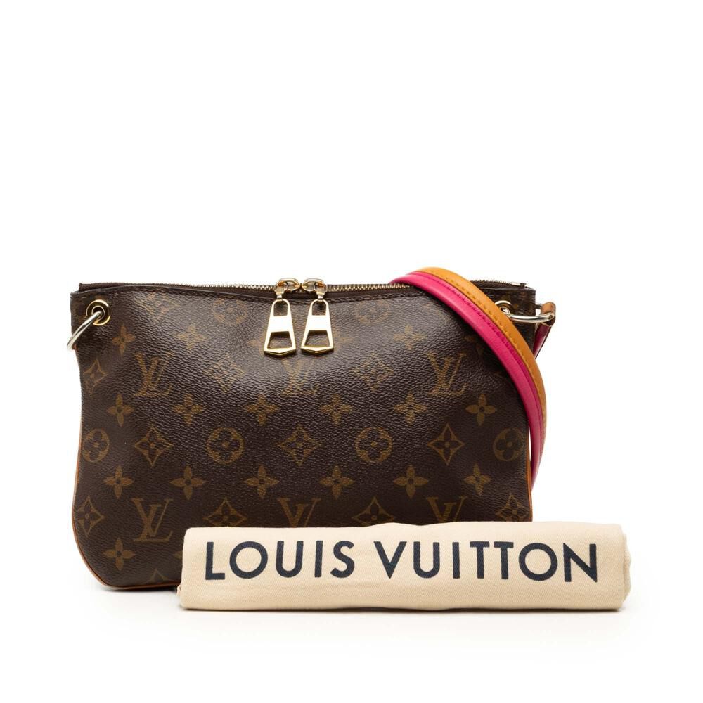 Louis Vuitton Shoulder Bags
