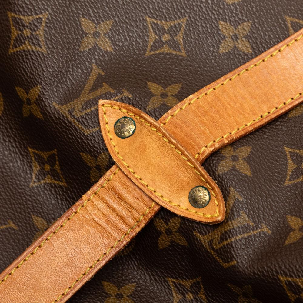 Louis Vuitton Saumur