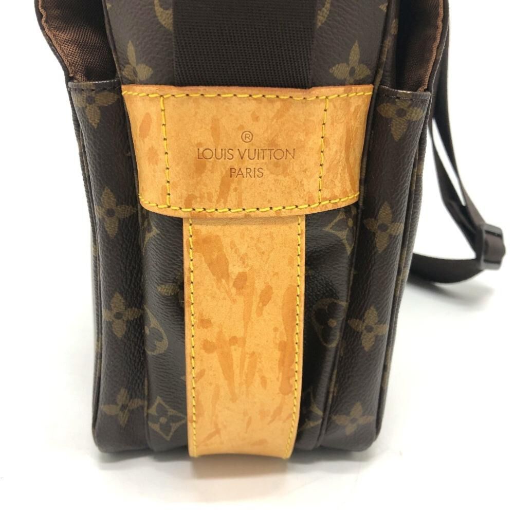 Louis Vuitton Messenger