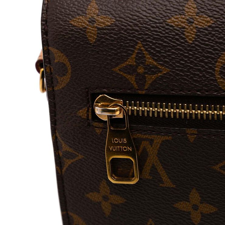 Louis Vuitton Pochette Métis