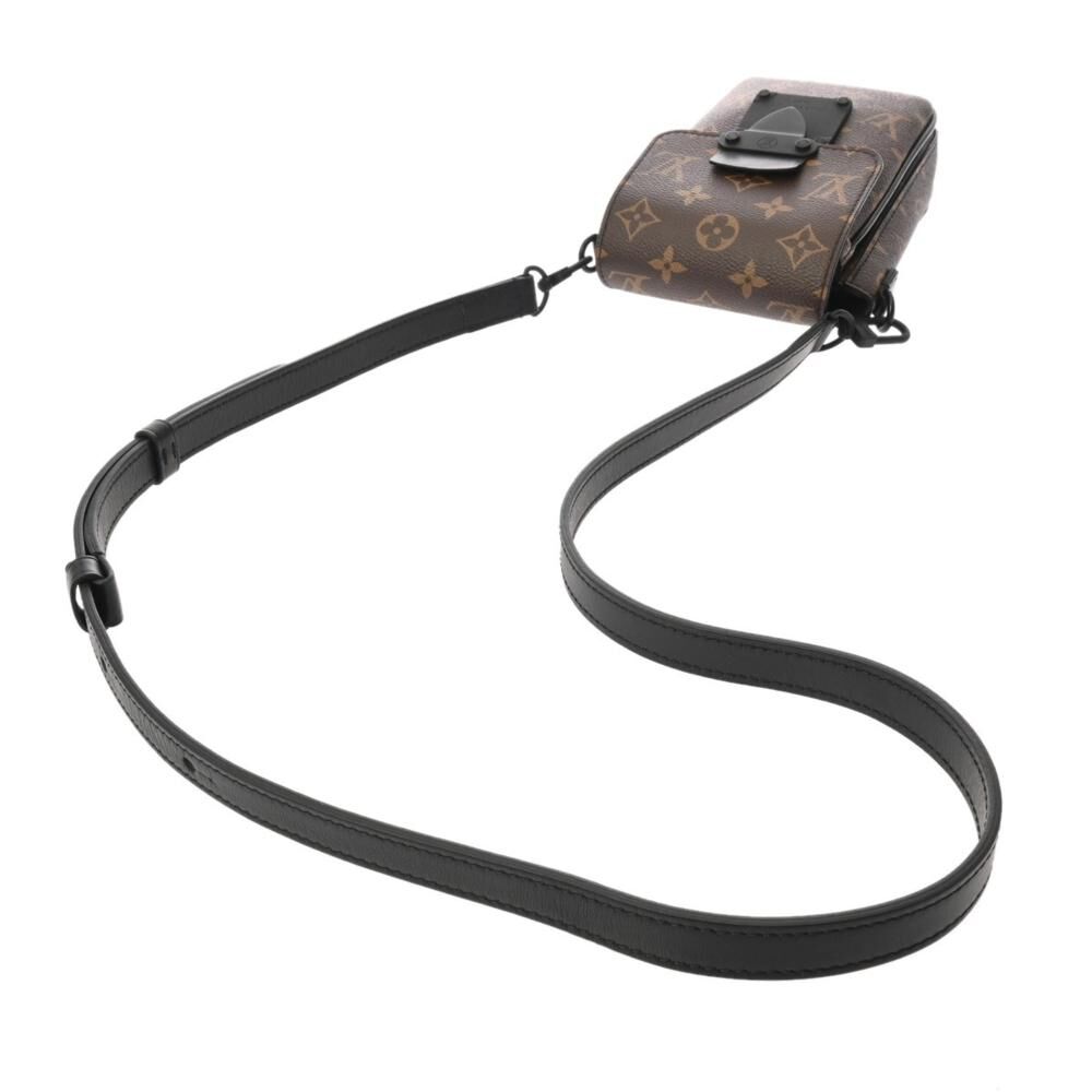 Louis Vuitton Shoulder Bags