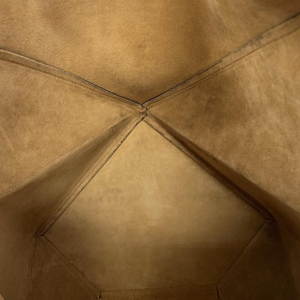 Loewe Puzzle