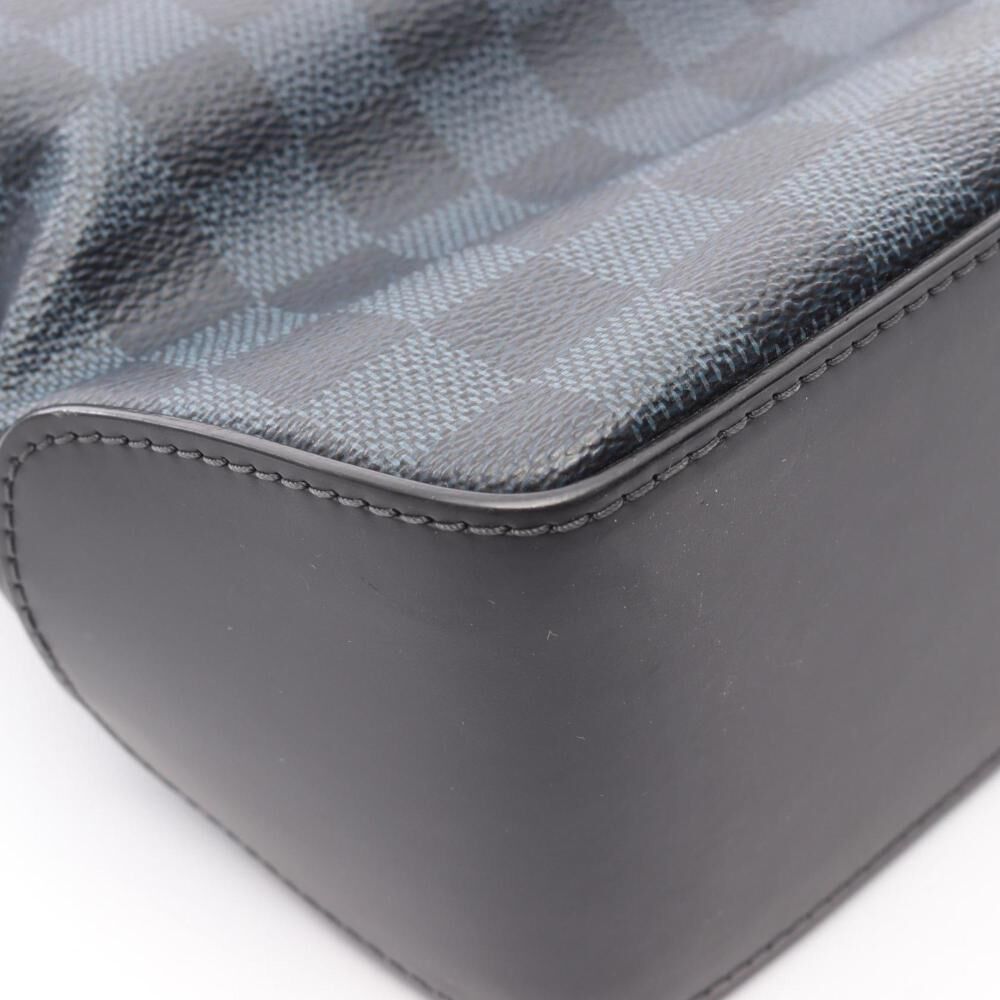 Louis Vuitton Greenwich