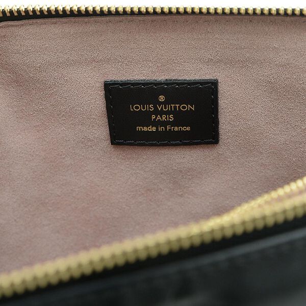Louis Vuitton Coussin