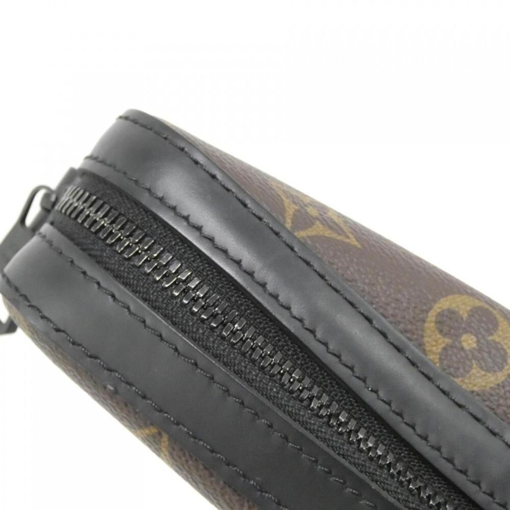 Louis Vuitton Shoulder Bags