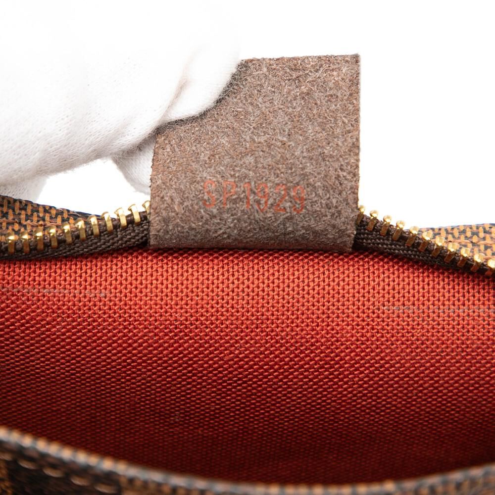 Louis Vuitton Trousse Makeup