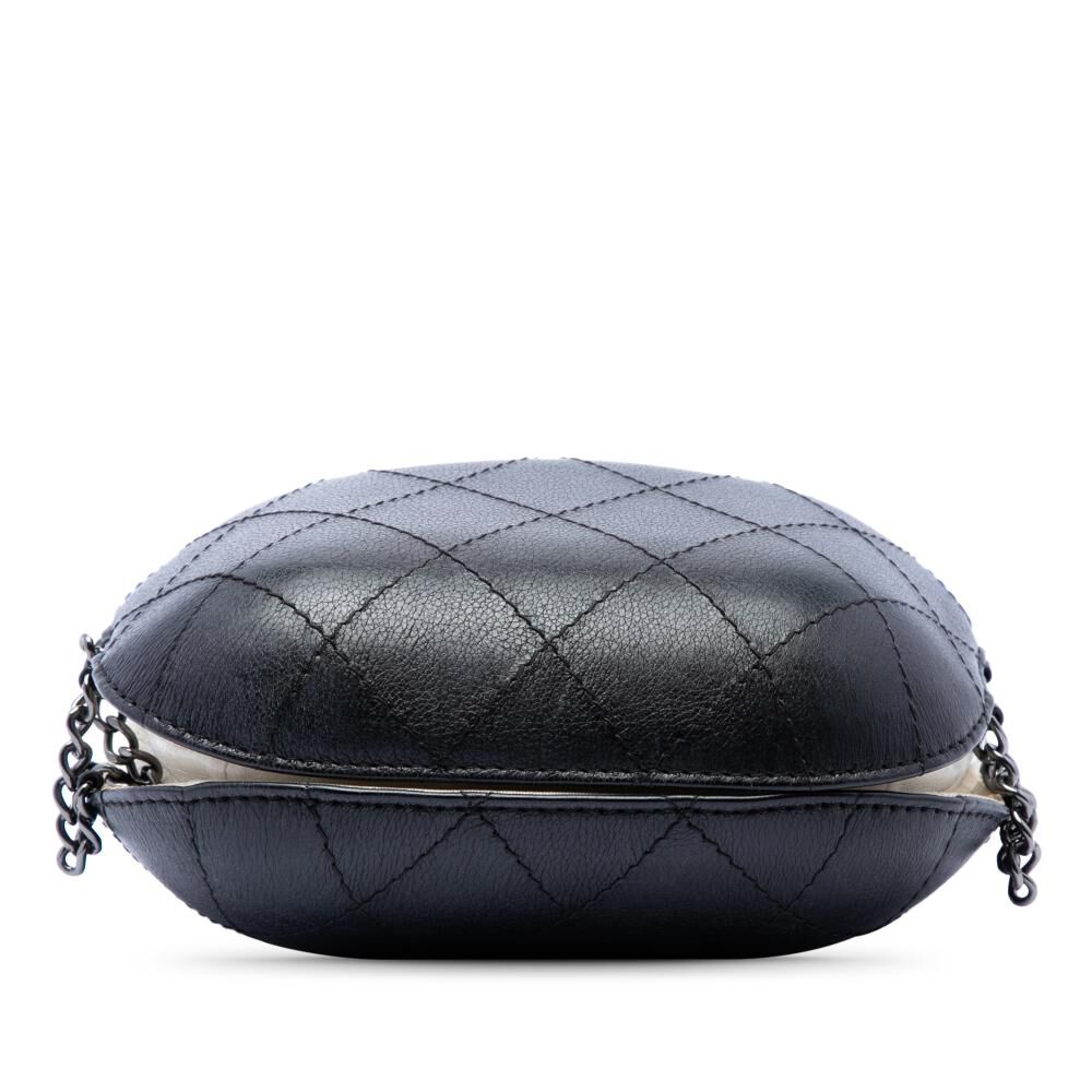 Chanel Bucket Bag