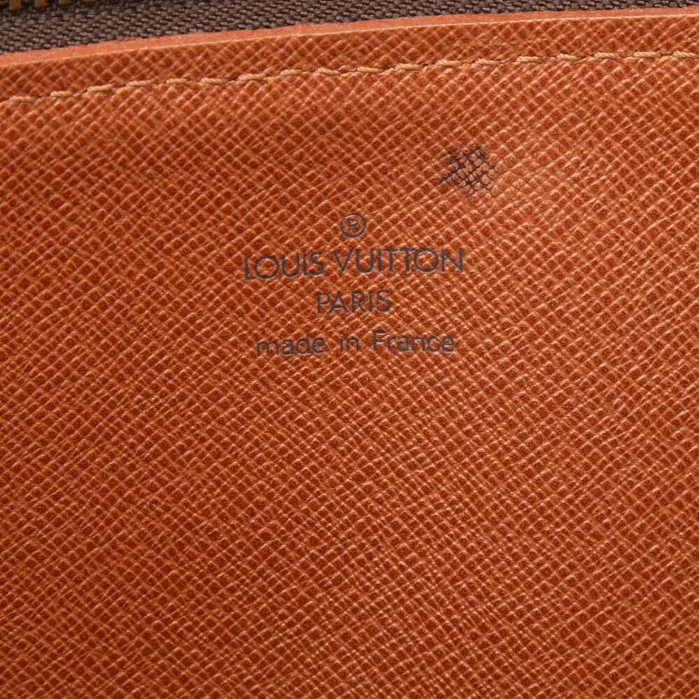 Louis Vuitton Poche Documents