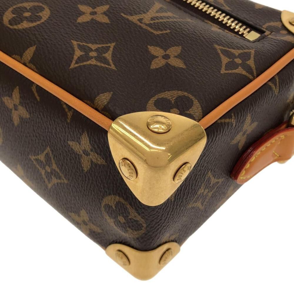 Louis Vuitton Shoulder Bags