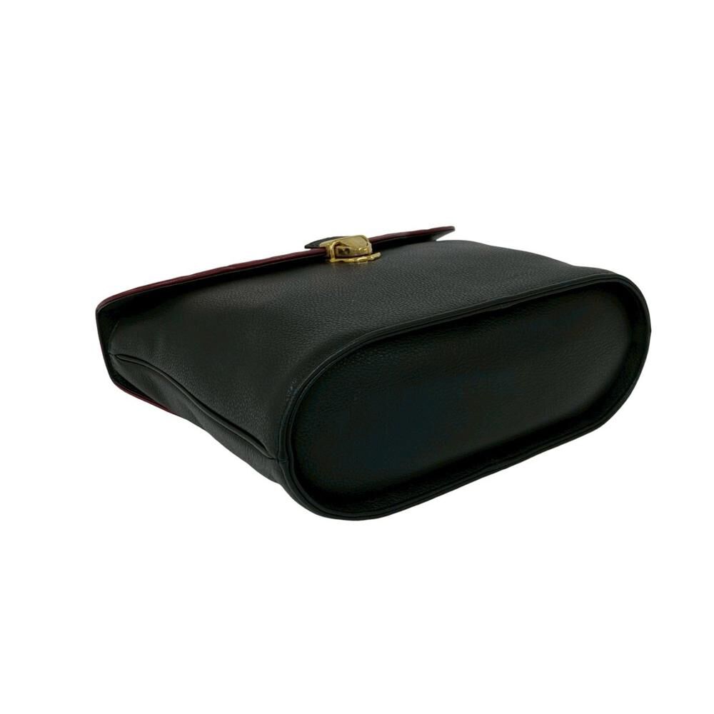 Yves Saint Laurent Handbag