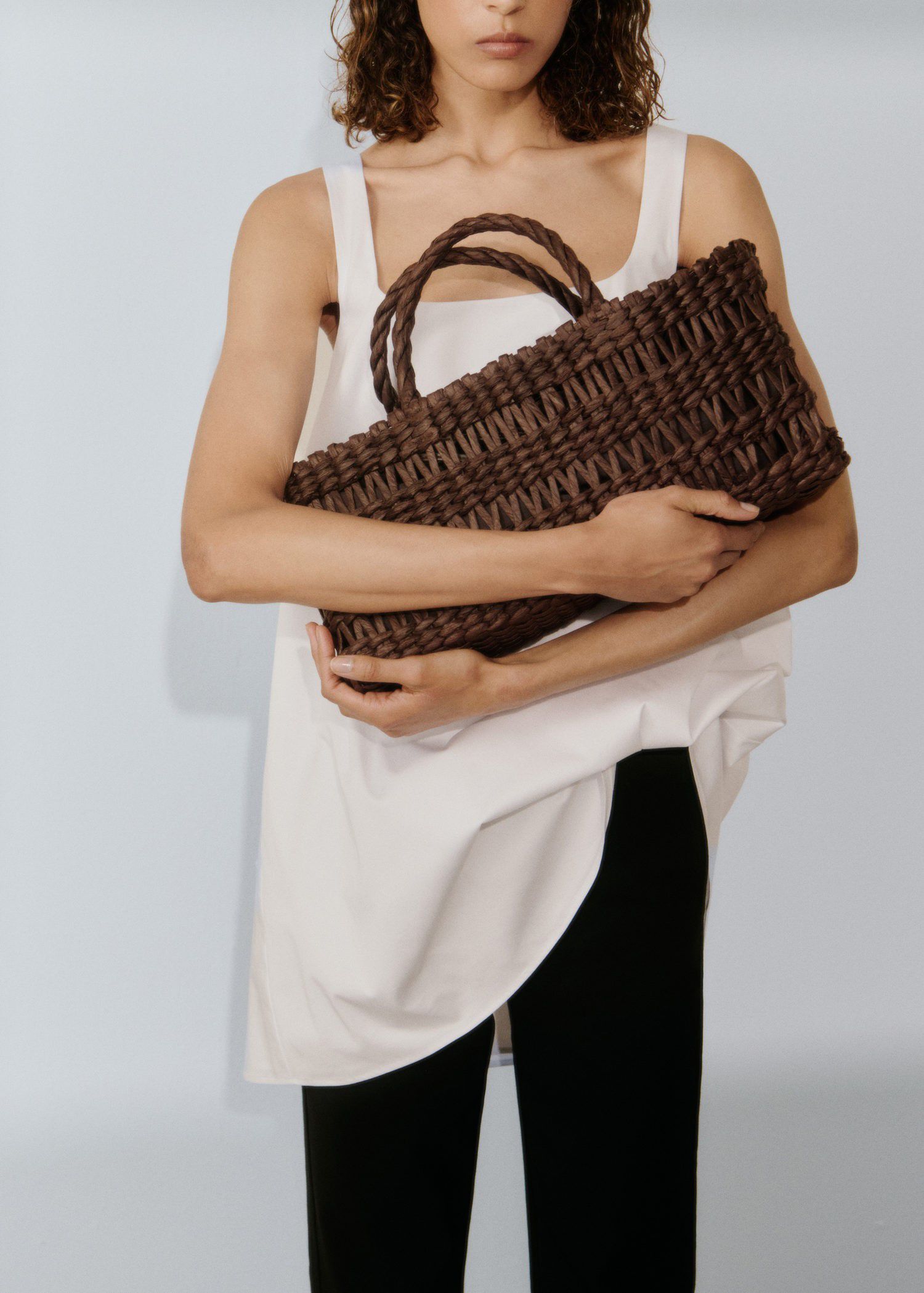 Medium natural fibre tote bag