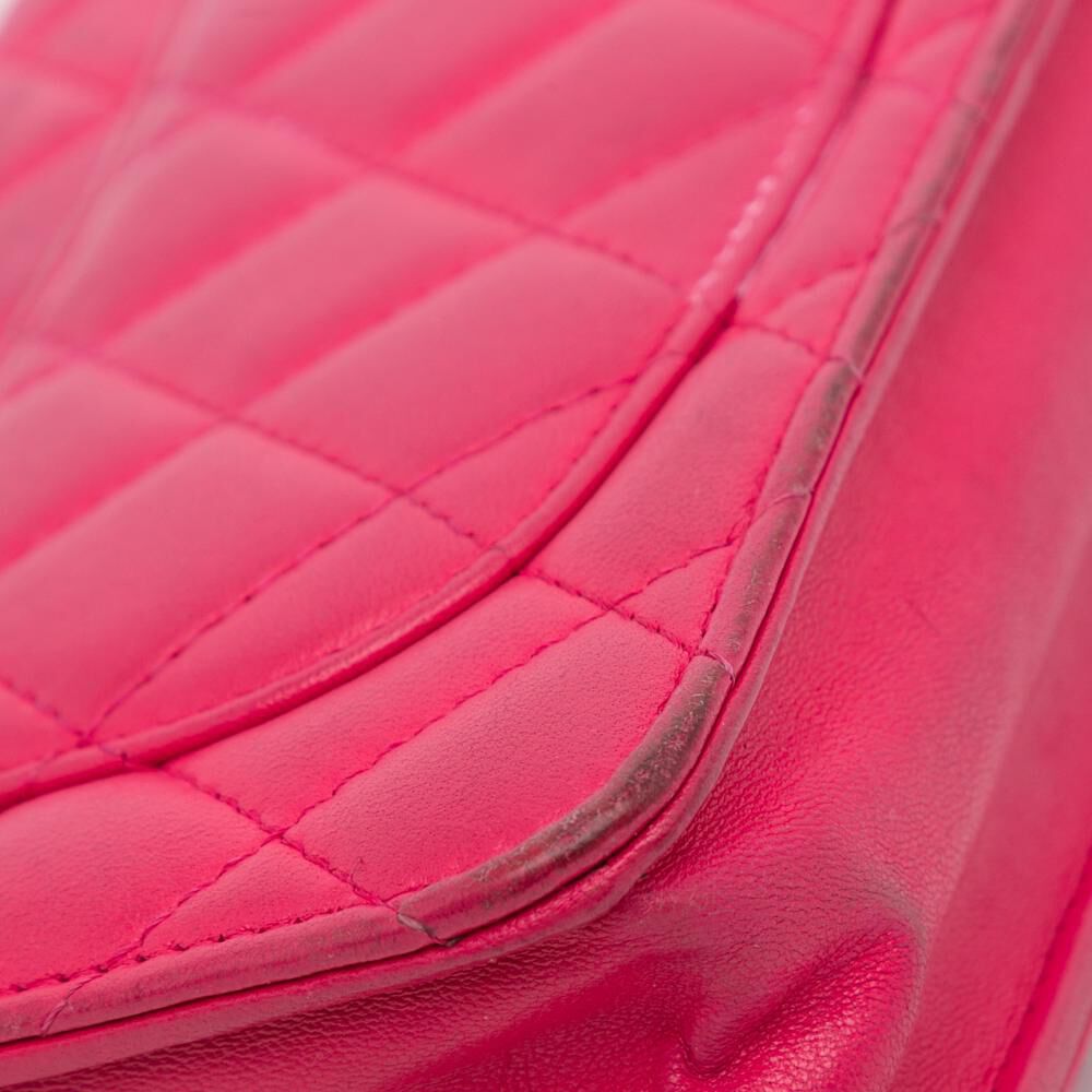 Chanel Wallet On Chain