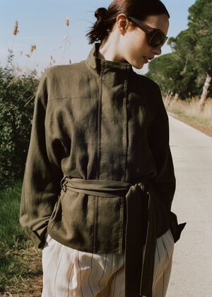 Linen jacket with belt