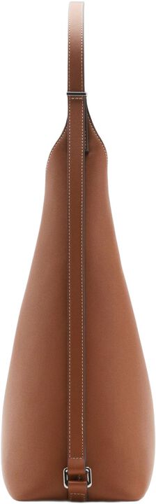 Shopper bag with buckle