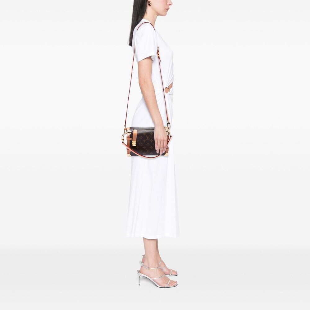 Louis Vuitton Shoulder Bags
