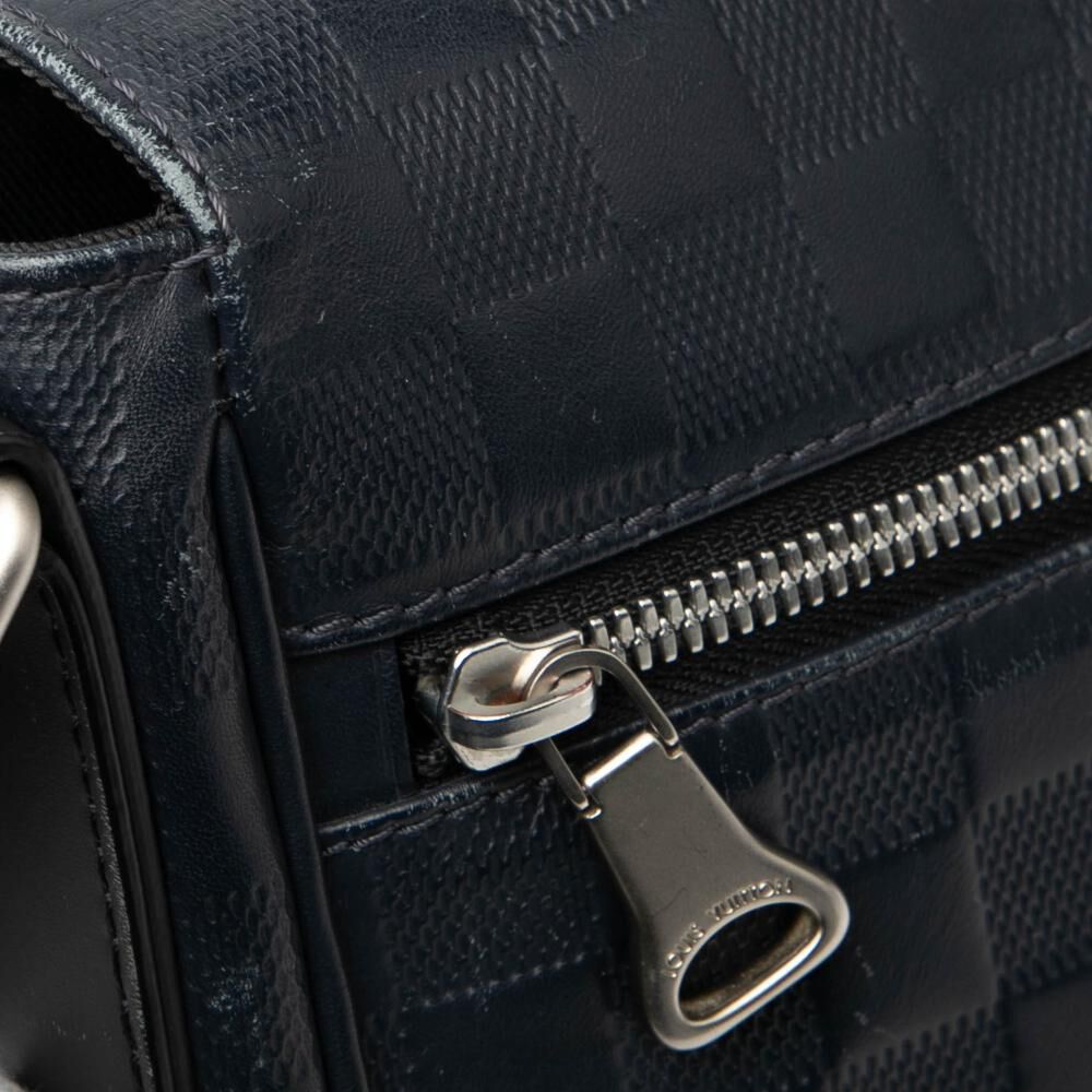 Louis Vuitton District