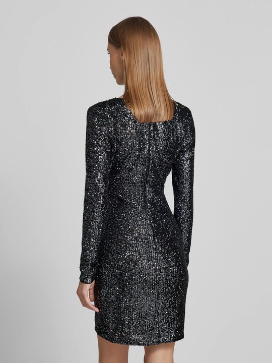 Cocktailkjole i slå-om-look