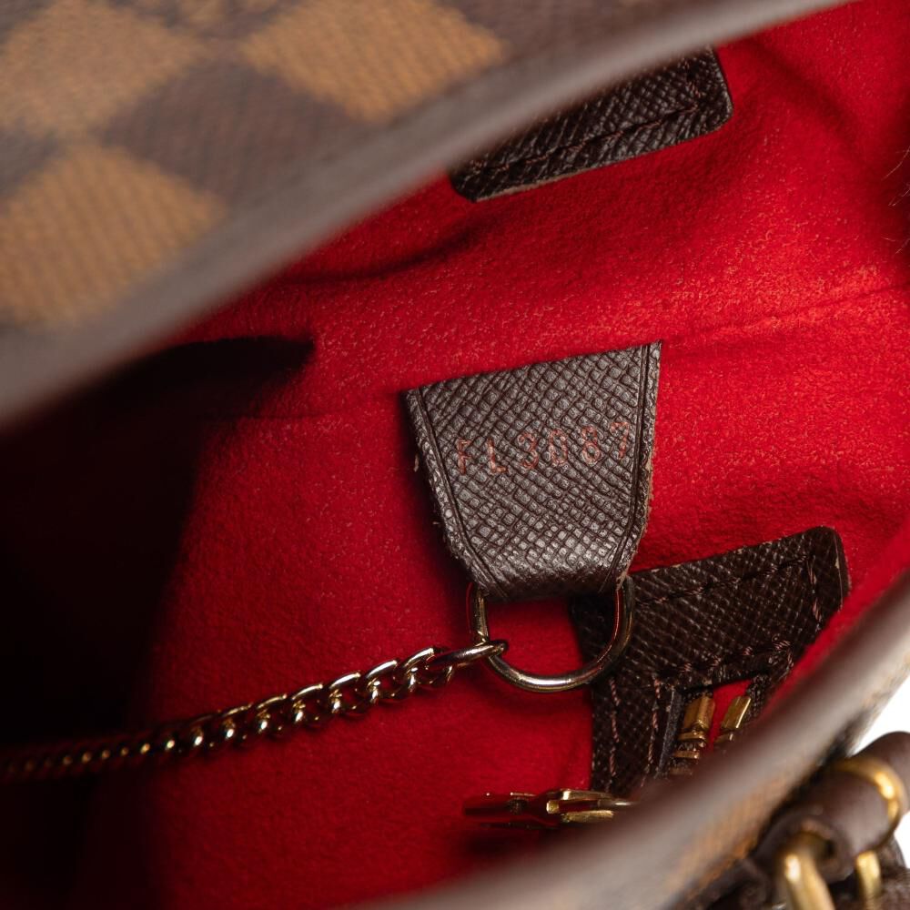 Louis Vuitton Marais