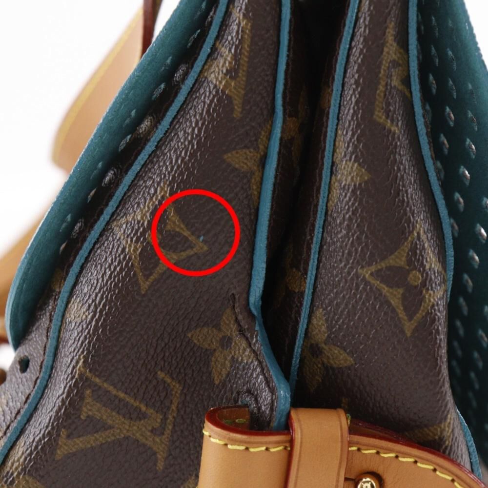 Louis Vuitton Saumur