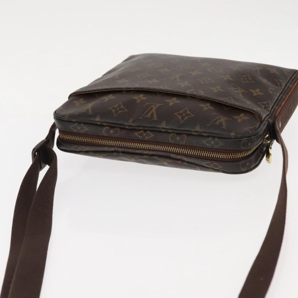 Louis Vuitton Trotteur