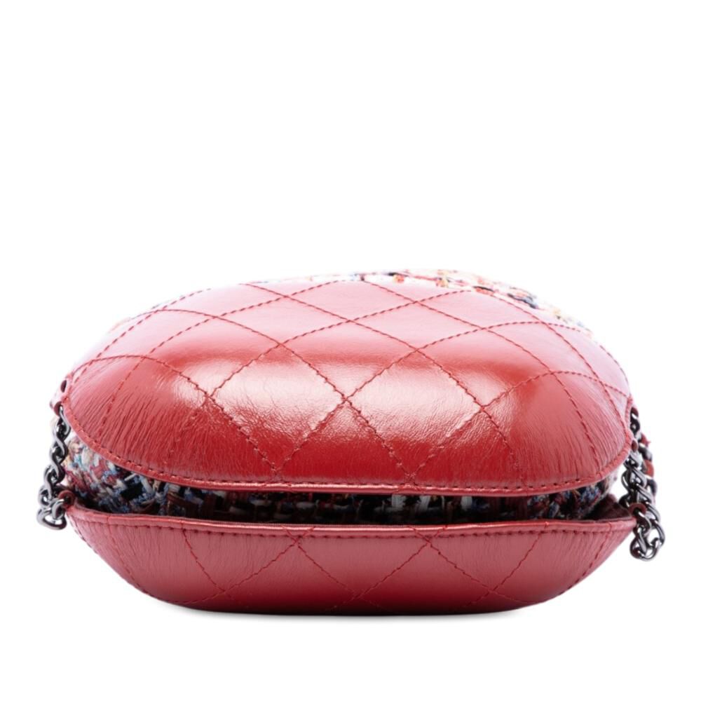 Chanel Bucket Bag