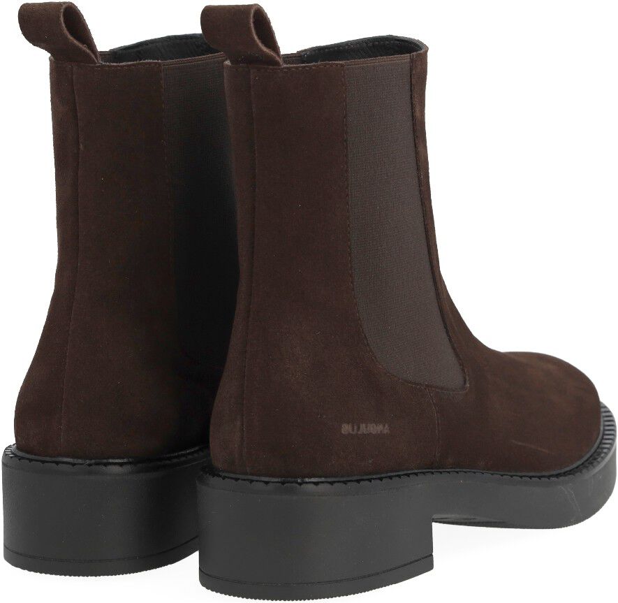 Minimalistisk Chelsea st&oslash;vle med ch