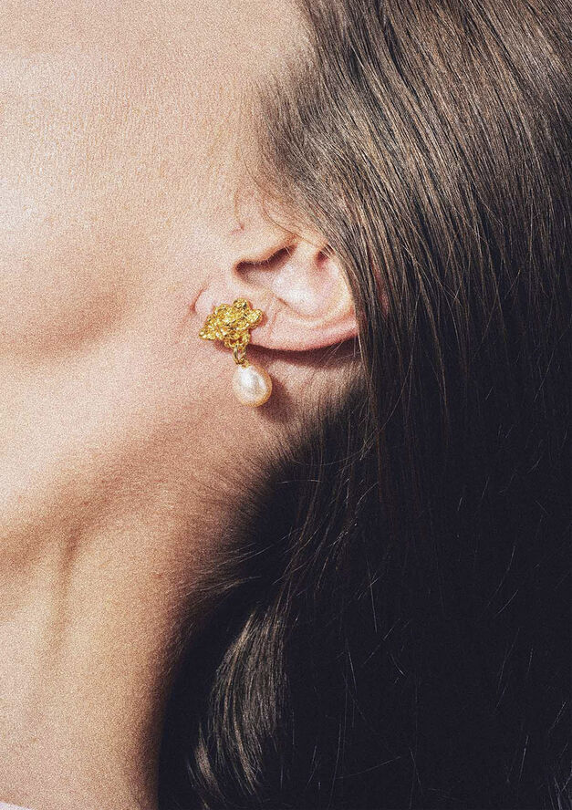 HOLLOW CLOUD ØRERINGE