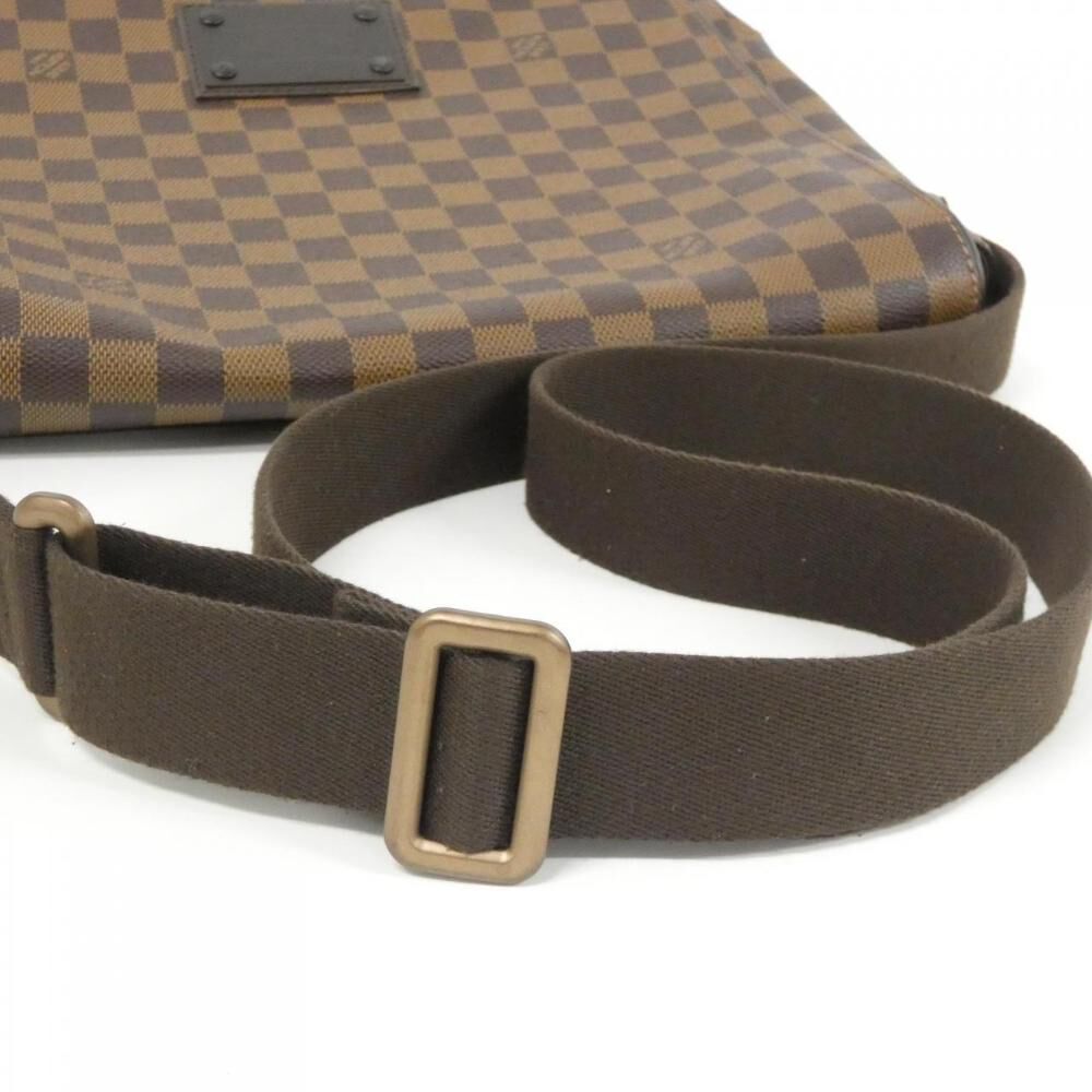 Louis Vuitton Shoulder Bags
