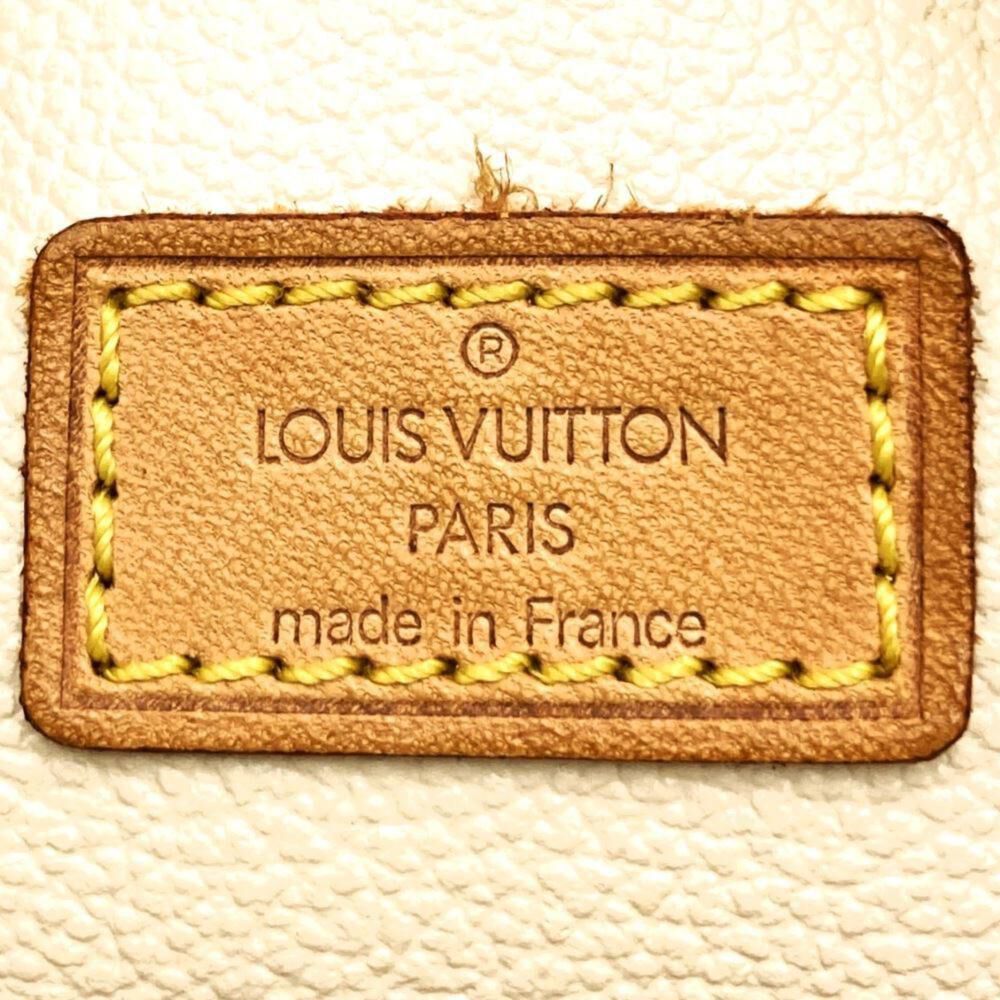 Louis Vuitton Shoulder Bags