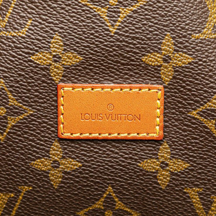 Louis Vuitton Saumur