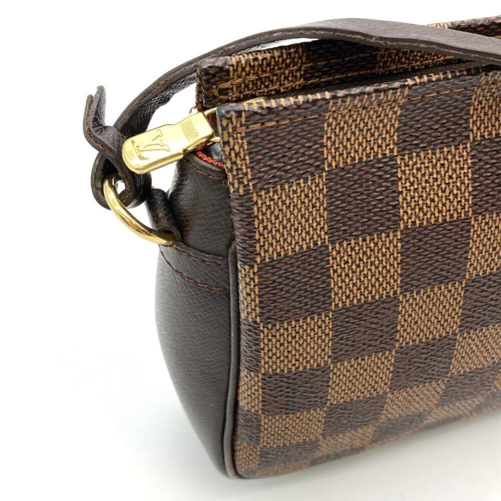 Louis Vuitton Trousse Makeup