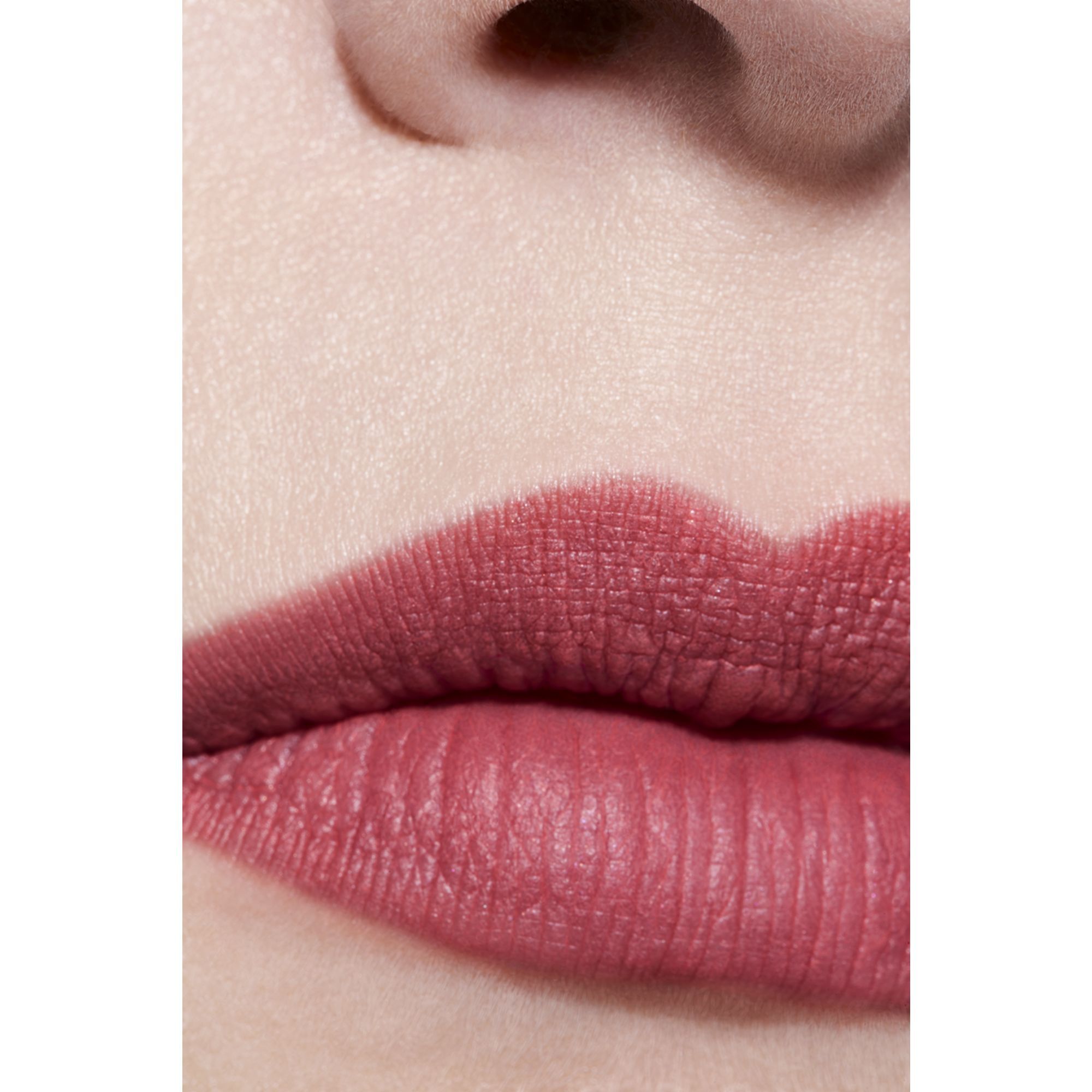 Luminous Matte Lip Colour