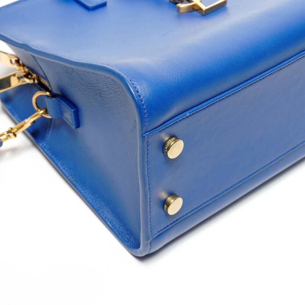 Yves Saint Laurent Handbag