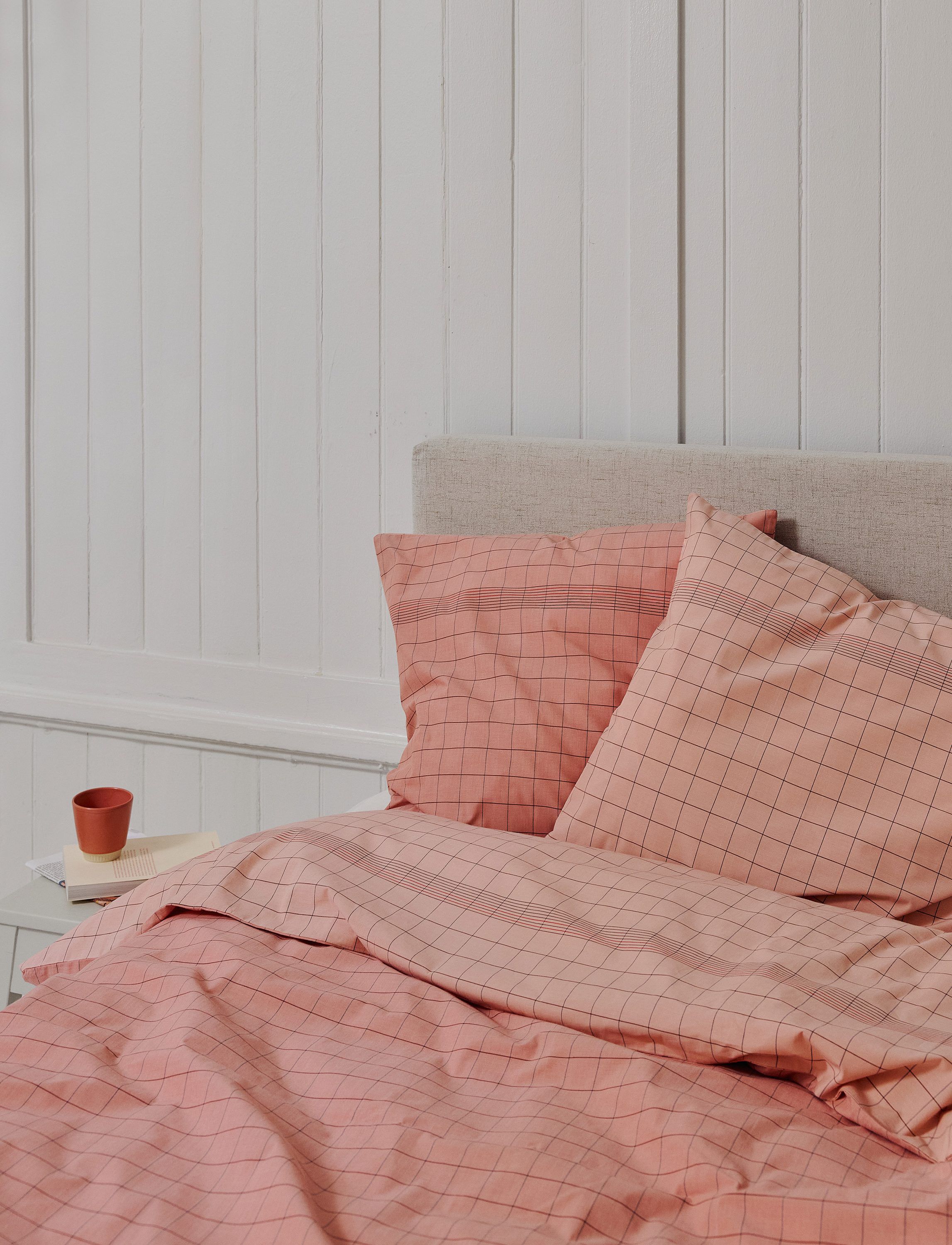 Vibeke Klint senget&oslash;j 140x220 cm/50x70 cm red