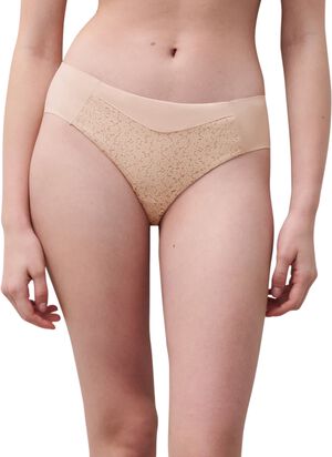 Norah Brief