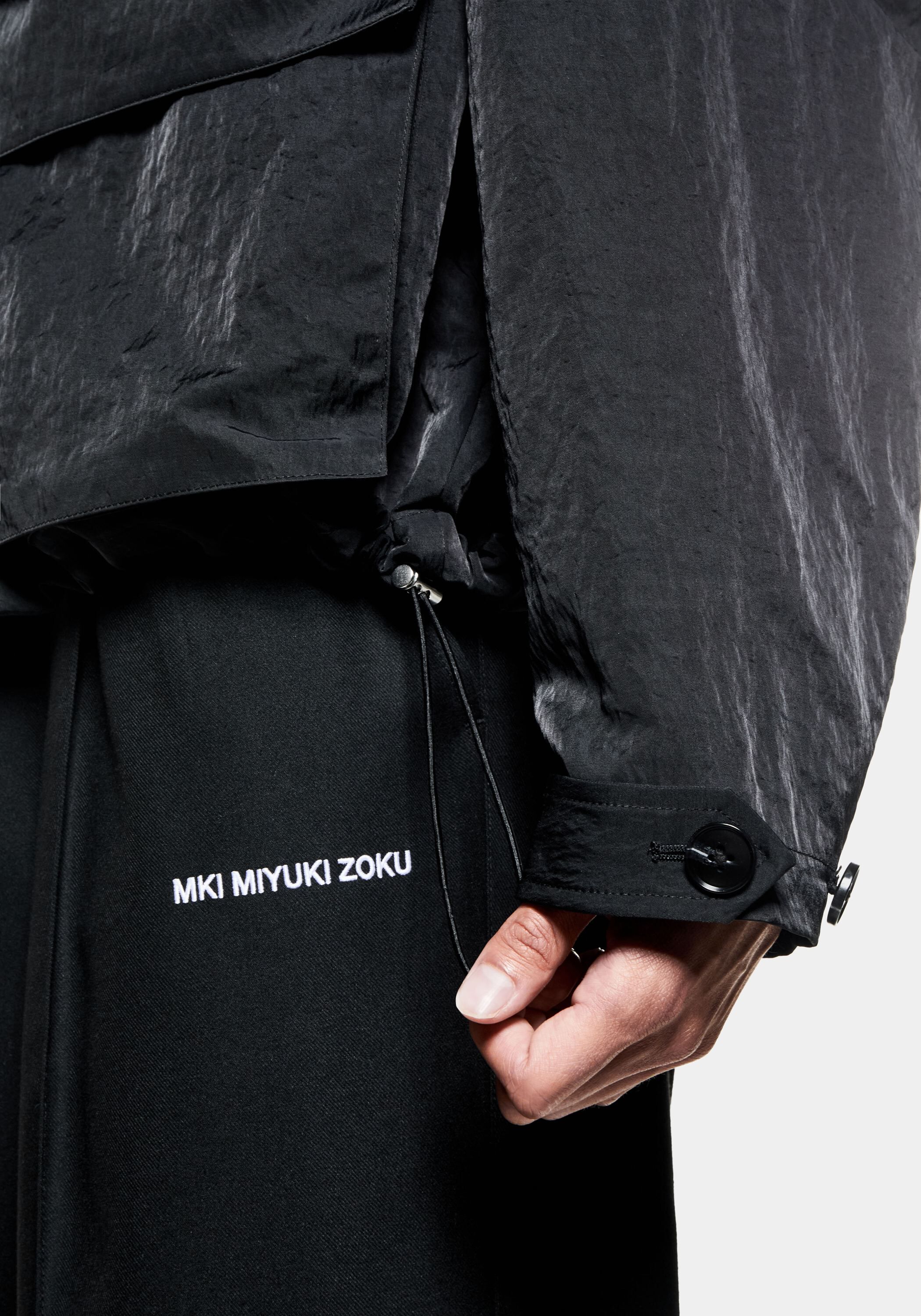 SILKY NYLON BOX OVERSHIRT