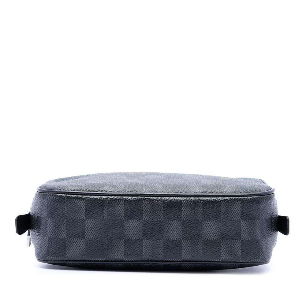 Louis Vuitton Pouch