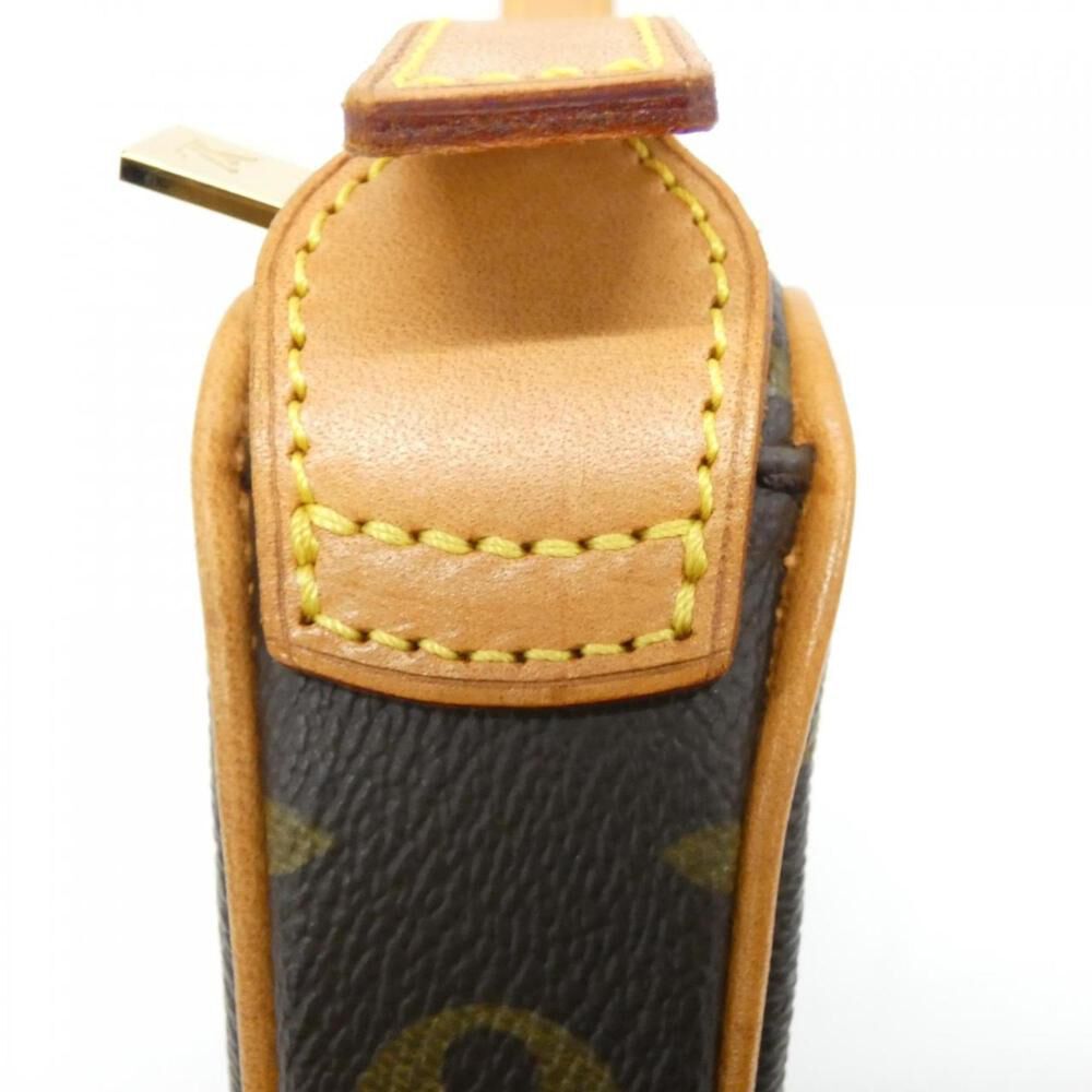Louis Vuitton Croissant