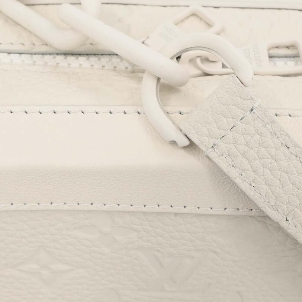 Louis Vuitton Shoulder Bags