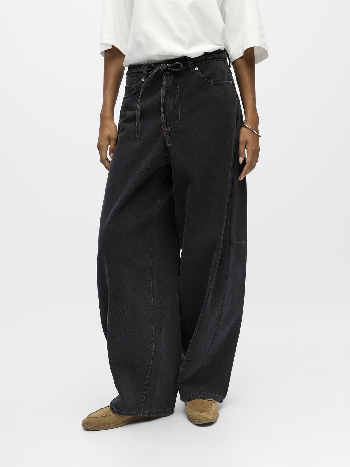 OBJMOJI ELSA MW SUPER BARREL JEANS