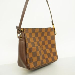 Louis Vuitton Trousse Makeup