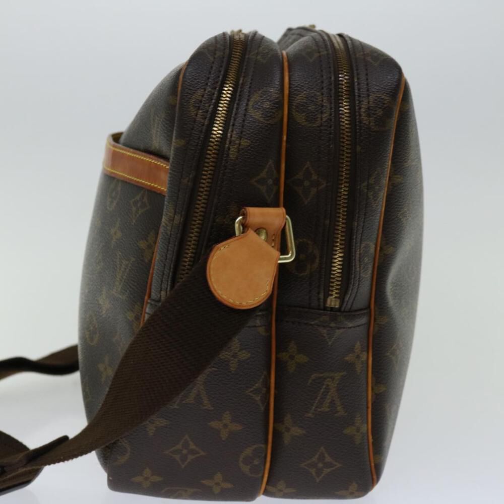 Louis Vuitton Reporter
