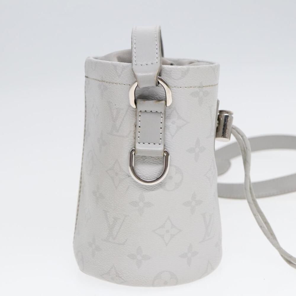 Louis Vuitton Shoulder Bags