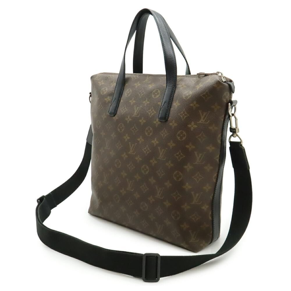 Louis Vuitton Tote