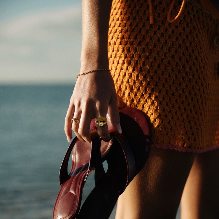 Large Twisted Sparkly Bracelet