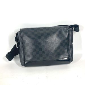 Louis Vuitton Messenger