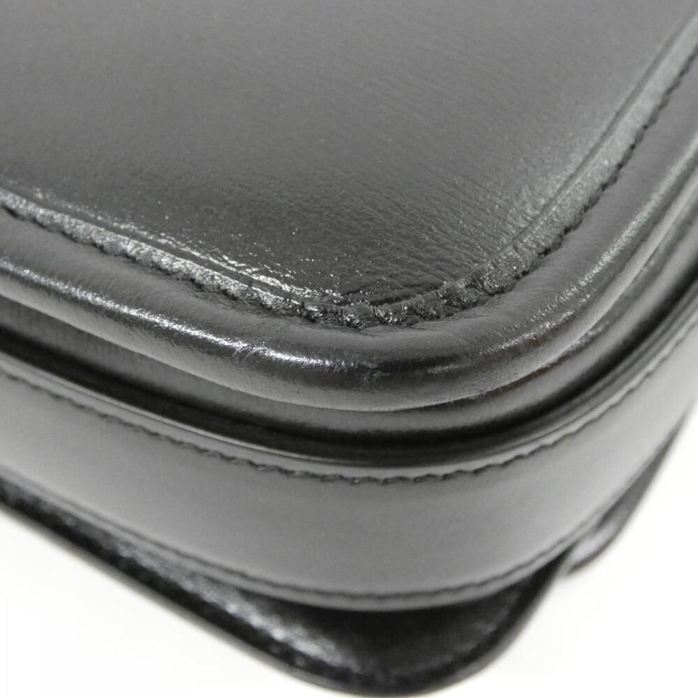 Yves Saint Laurent Shoulder Bag