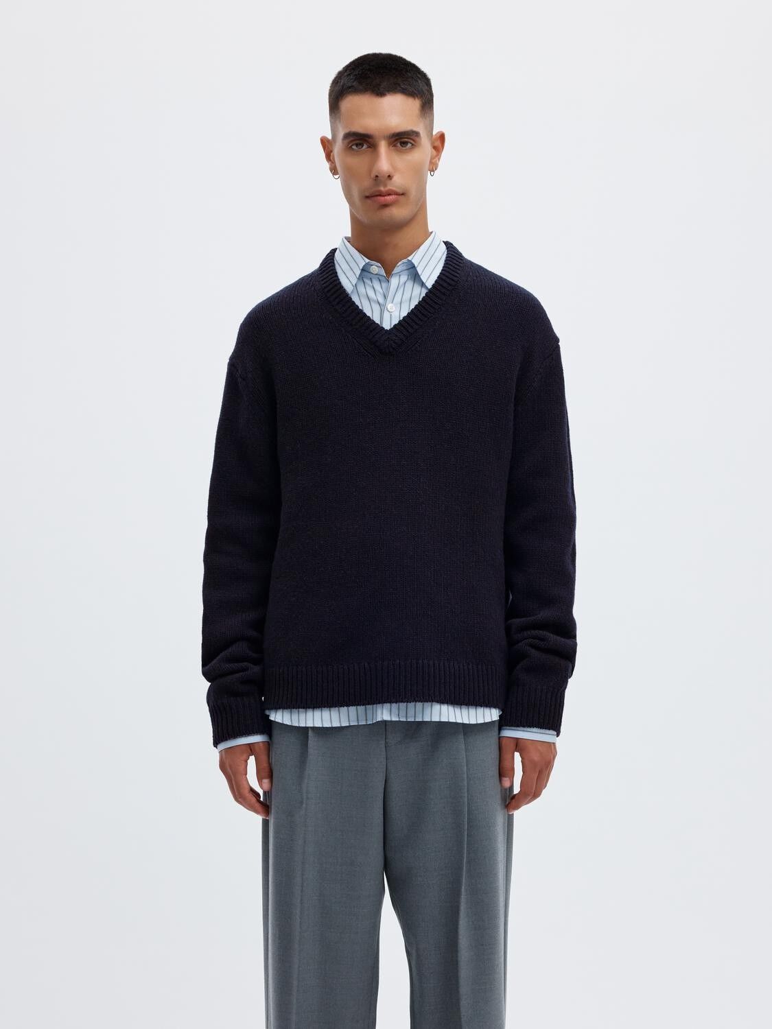 Anred Ls Knit Wool V-Neck